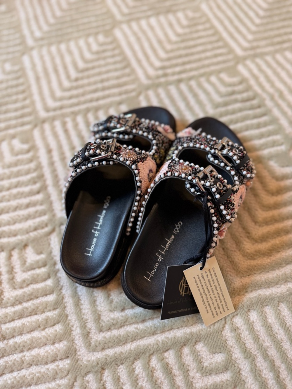 NEW House of Harlow 1960 Pink & Black Beaded Double-Buckle Slide Sandals - Picture 2 of 10